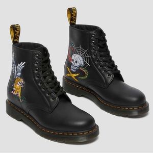 DR. MARTENS 1460 Souvenir Embroidered Leather Boots